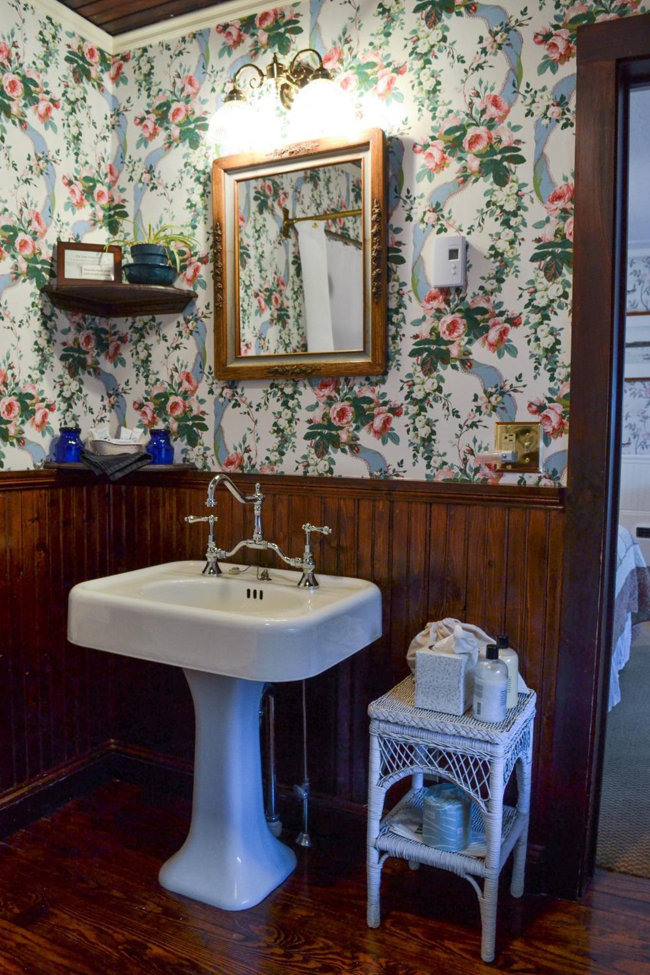 Black Friar Inn And Pub Bar Harbor Esterno foto